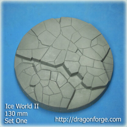 Ice World 130 mm Round Base Set One (1) 130 mm Round Base Ice World Set One (1) Package of 1