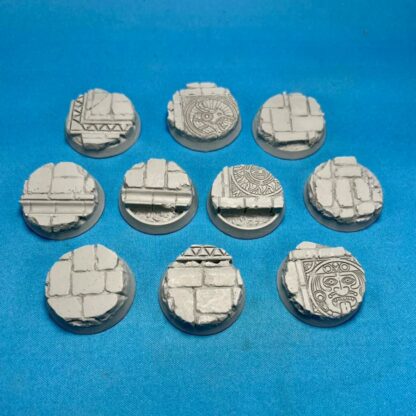 AZ-TECH 32 mm Round Base Set One (1) AZ-TECH 32 mm Round Base Set Set One (1) Package of 10 bases