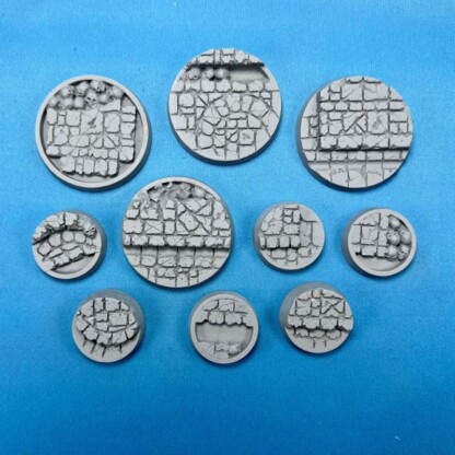 Desecrated Lands Desecrated Lands Heroic Base Set 25 mm and 40 mm Heroic Set Set One (1) Package of 10 bases