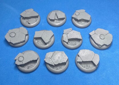30 mm Round Base with Round Lip Forgotten Empires Waters Edge Finish Package of 10