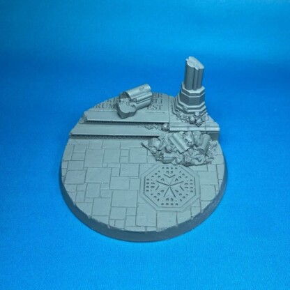 Invictus 90 mm Base Set Two (2) Invictus Invictus 90 mm Base Set Set Two (2) Package of 1 base, 2 rubble pieces.