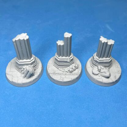 Invictus 40 mm Pillar Base Set One (1) Invictus Invictus 40 mm Pillar Base Set Set One (1) Package of 3 bases